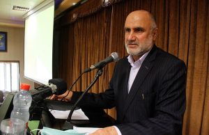 استاندار بوشهر:حل مشکلات اقتصادی تنها با مشارکت بسیج امکان
پذیر است