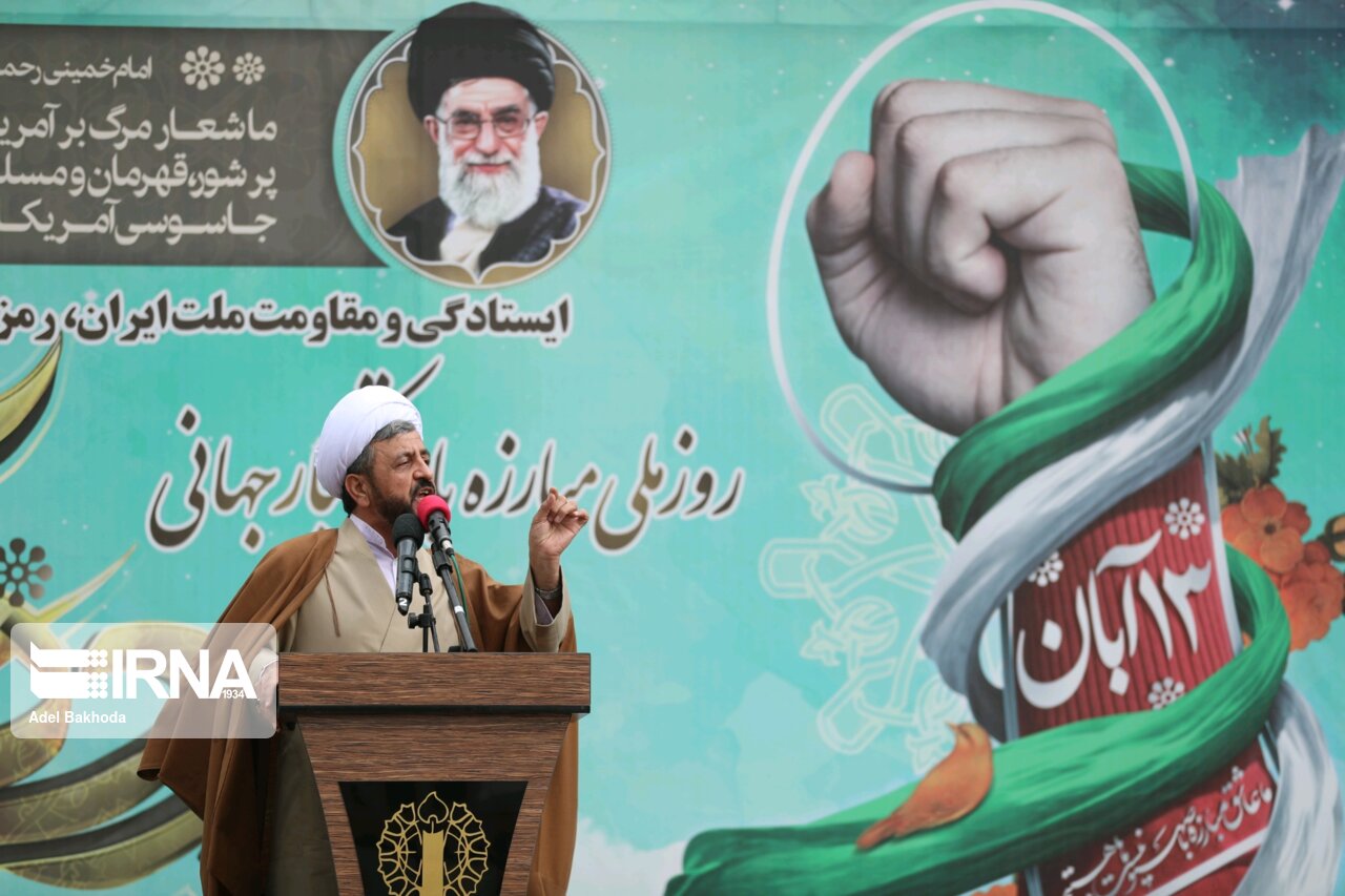 جمهوری اسلامی برای دفاع از مظلوم و مبارزه با ظالم پایه‌گذاری
شده است