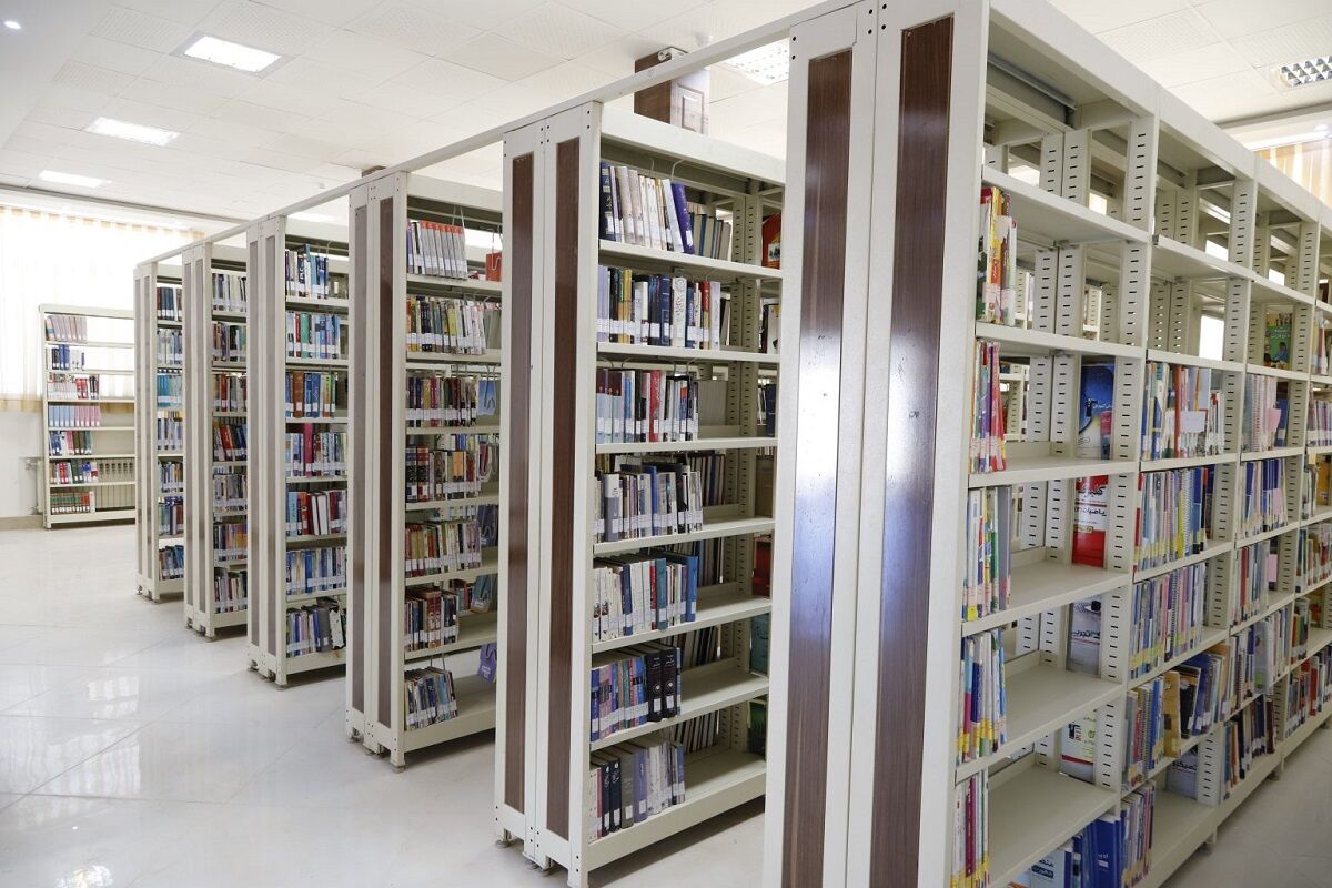 ۲ هزار جلد کتاب در طرح بحار به کتابخانه اردستان اهدا
شد