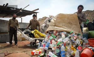 انتقاد شهروندان یزدی از  ناتوانی بخش خصوصی در بازیافت زباله