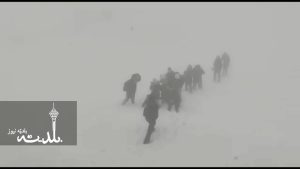 نجات ۳۵ نفر از افراد گرفتار در ارتفاعات توچال