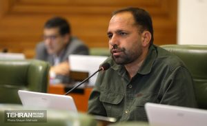 شهردار تهران در هیئت دولت از حق کارمندان لشکری و کشوری دفاع کند